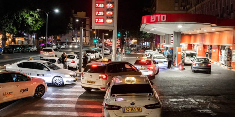 La compra de autos nuevos en Israel desciende un 13 %