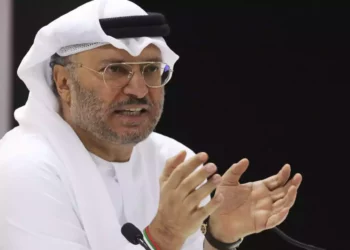 EAU evalúa enviar un embajador a Teherán y dice que “no forman parte de ningún eje contra Irán”