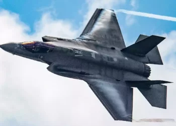 Los cazas F-22 y F-35 tendrán drones “Loyal Wingman” próximamente