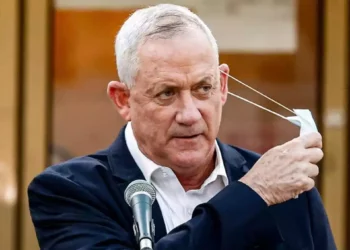 Gantz revela la “inusual” actividad militar de Irán en el Mar Rojo