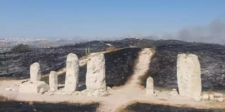 Gobierno israelí aprueba millones para restaurar un yacimiento arqueológico calcinado