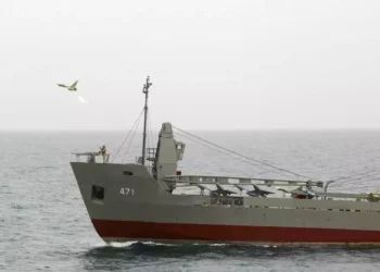 Irán anuncia una división naval de drones armados