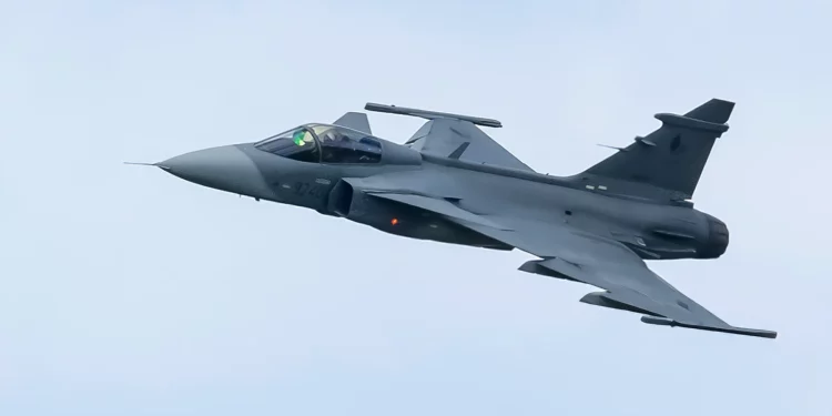 JAS 39 Gripen: El mejor caza que nadie parece comprar