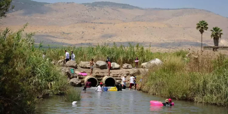 Un niño de 5 años muere por las lesiones sufridas en un incidente de ahogamiento en el norte de Israel