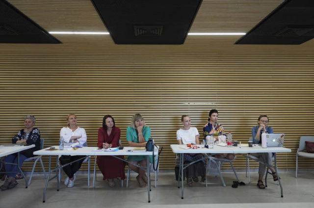 Profesionales ucranianos acuden a Israel en busca de ayuda para tratar los traumas mentales