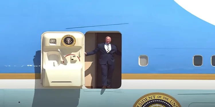 El equipo de Biden aterrizó en Israel y no encontró forma de bajar