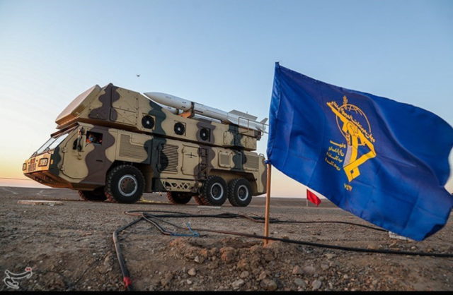 Identifican al oficial del CGRI encargado del despliegue de la defensa aérea iraní en Siria