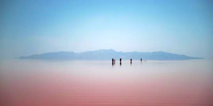 Irán detiene a varias personas por protestar contra la sequía de un lago