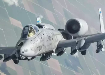 Un audaz piloto del A-10 Warthog aterriza sin tren de aterrizaje ni capota