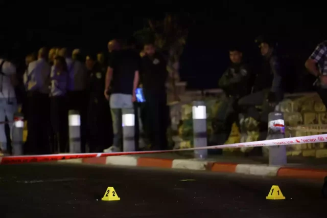 Ataque a tiros contra autobús cerca del Muro Occidental en Jerusalén: 7 heridos