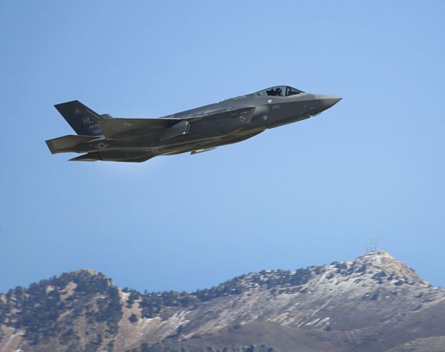 Lockheed Martin entrega más de 800 cazas F-35 con defectos de fábrica