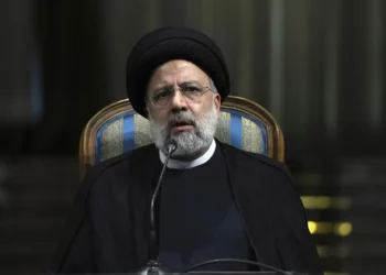 Disidentes iraníes demandan a Raisi por violaciones de los derechos humanos