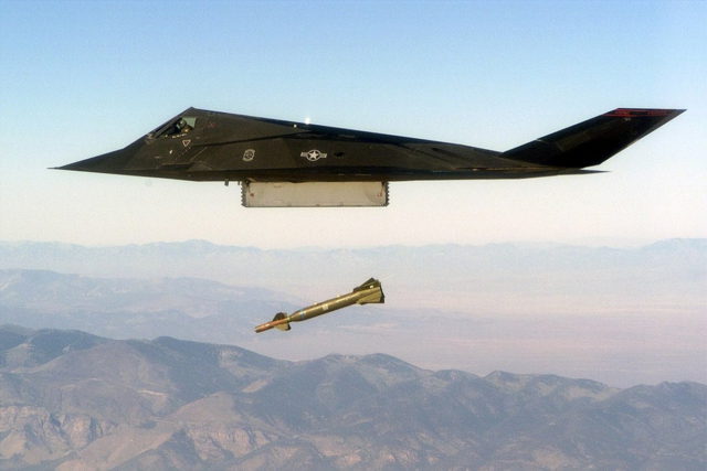 Por qué el F-117 Nighthawk tuvo una vida útil relativamente corta