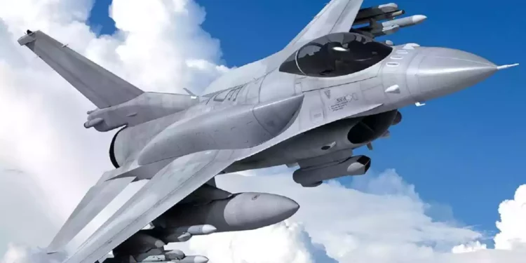 Cazas F-16 Viper de Países Bajos vuelan por última vez en EE.UU.