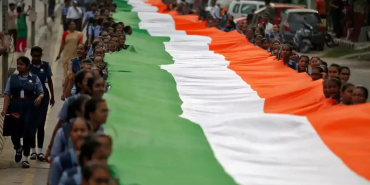 La India cumple 75 años: ¿En qué se parece y en qué se diferencia de Israel?