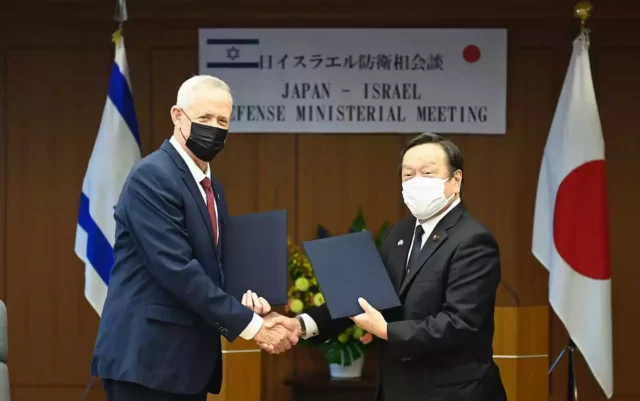 Israel y Japón firman un acuerdo de cooperación en defensa