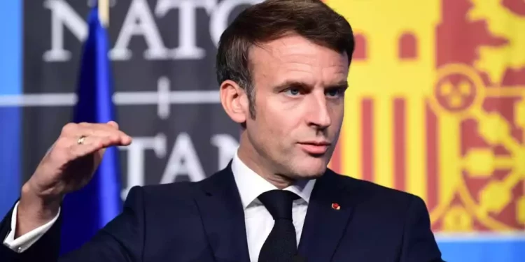 Macron pide a Irán mediar en las conversaciones entre Rusia y Ucrania