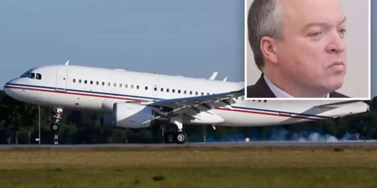 EE.UU. autoriza incautación de un avión perteneciente a oligarca ruso