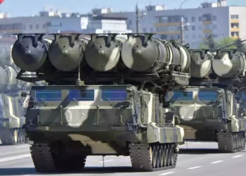 Ucrania preocupada por el despliegue de sistemas S-300 de Siria a Rusia