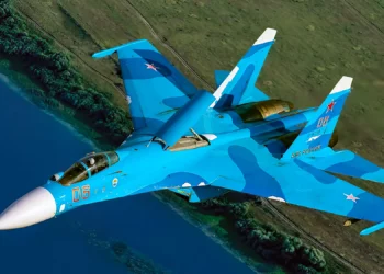 Su-27 Flanker de Ucrania combate un caza ruso sobre Donbás