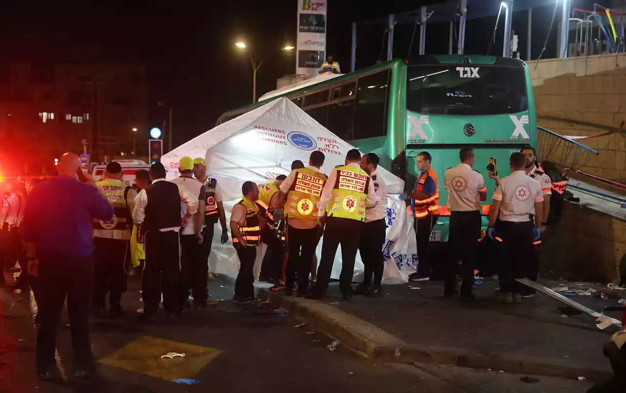 Tragedia en Jerusalén: Autobús se despista y mata a dos niños y un adulto