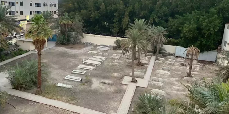 Yemen restaura un antiguo cementerio judío