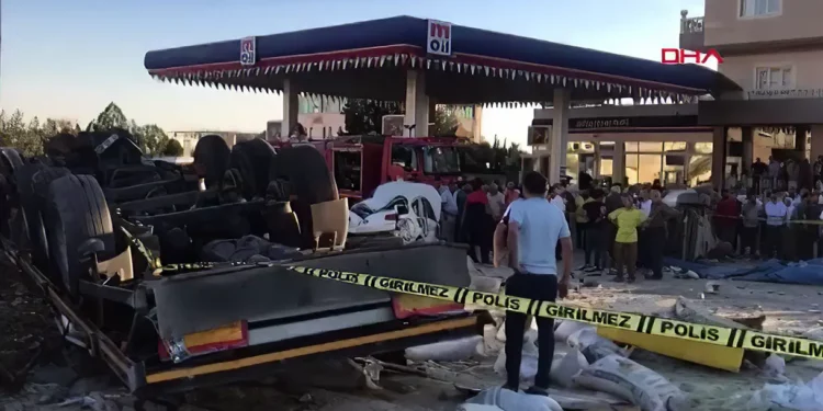 Al menos 34 muertos y decenas de heridos en dos accidentes de tráfico en Turquía