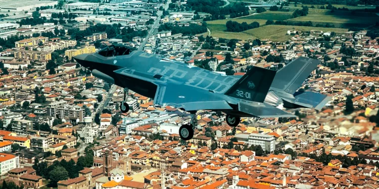 La Marina y la Fuerza Aérea de Italia operarán cazas F-35B en bases separadas