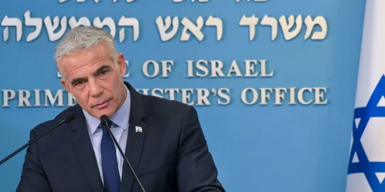 Lapid: La tecnología del Shin Bet lo mantiene siempre un paso por delante del enemigo