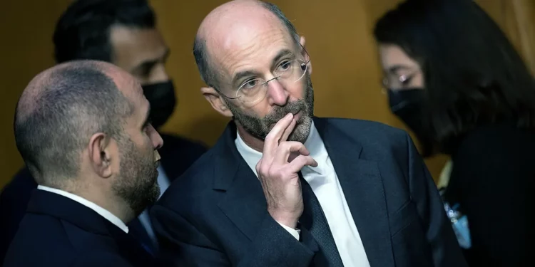 EE. UU. respalda al enviado sobre Irán a pesar de las críticas de Israel