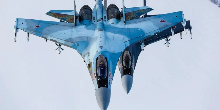 Su-35 ruso “derribó” un radar de defensa aérea ucraniano con un misil antirradiación