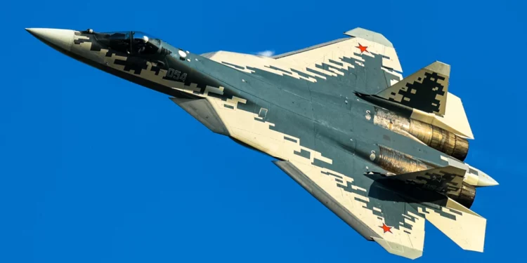 Rusia incorpora nuevos cazas furtivos Su-57 a su Fuerza Aérea