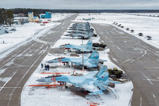 Rusia pone a los cazas Su-35, Su-30SM y MiG-31 en alerta de combate