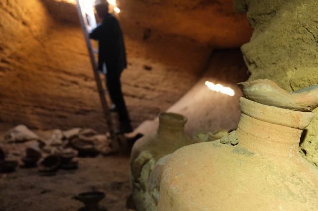 Hallan cueva funeraria de la época de Ramsés II en Israel