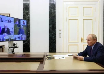 Mientras Rusia sufre en Ucrania: los halcones rusos arremeten contra Putin