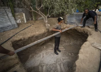 El mayor tesoro arqueológico de Gaza: Hallan mosaico de la época bizantina