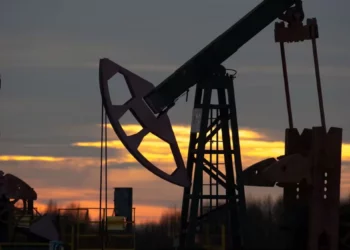 El G7 están respalda limitar el precio del petróleo ruso