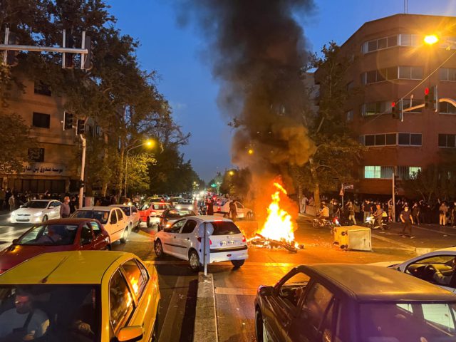 ¿Qué tienen de diferente las recientes protestas en Irán?