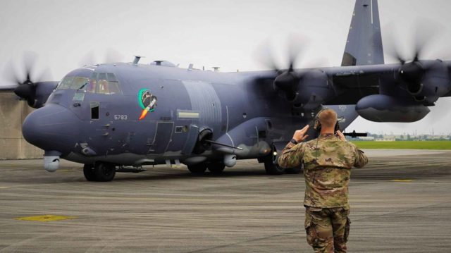 La Fuerza Aérea de EE.UU. publica imagen de un arma láser montada en un F-15