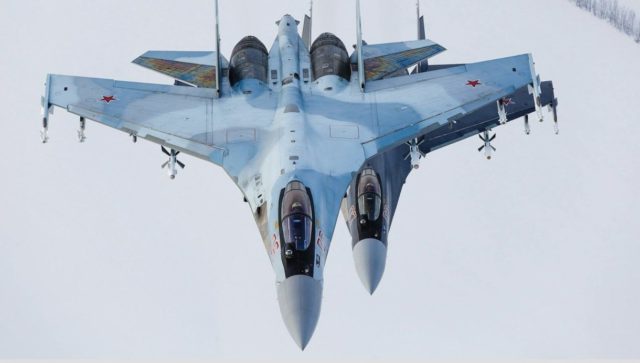 Rusia equipa sus cazas Su-35 con bombas “poco sofisticadas” para atacar a Ucrania