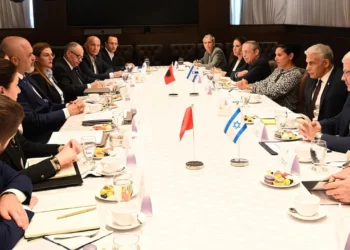 Citando la amenaza común de Irán: Israel promete ayuda en ciberdefensa a Albania
