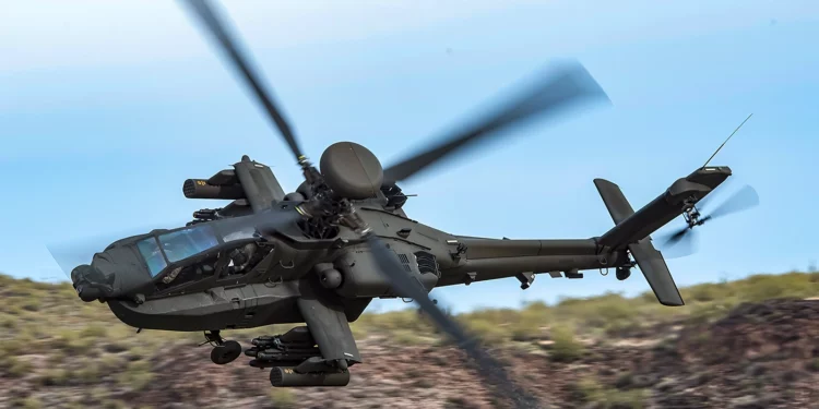 Boeing entrega el primer AH-64E Apache actualizado a Holanda