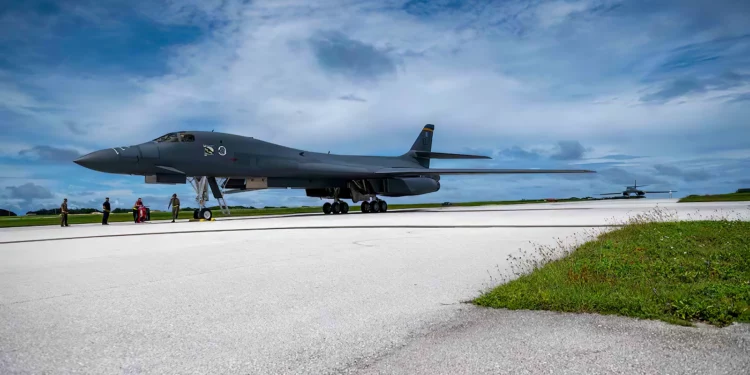 Bombarderos B-1B Lancer de la Fuerza Aérea de EE. UU. regresan a Guam