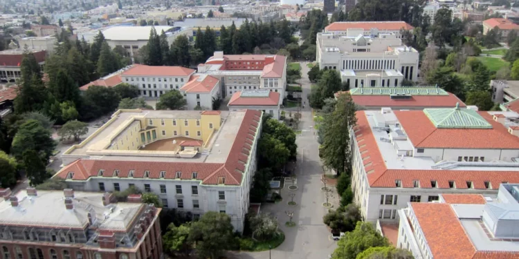 ¿Tiene la realmente Universidad de Berkeley “zonas libres de judíos”?