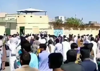 4 miembros del CGRI de Irán murieron en un enfrentamiento en una comisaría