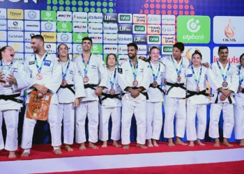 El equipo mixto de judo de Israel gana el bronce en los campeonatos mundiales de Uzbekistán