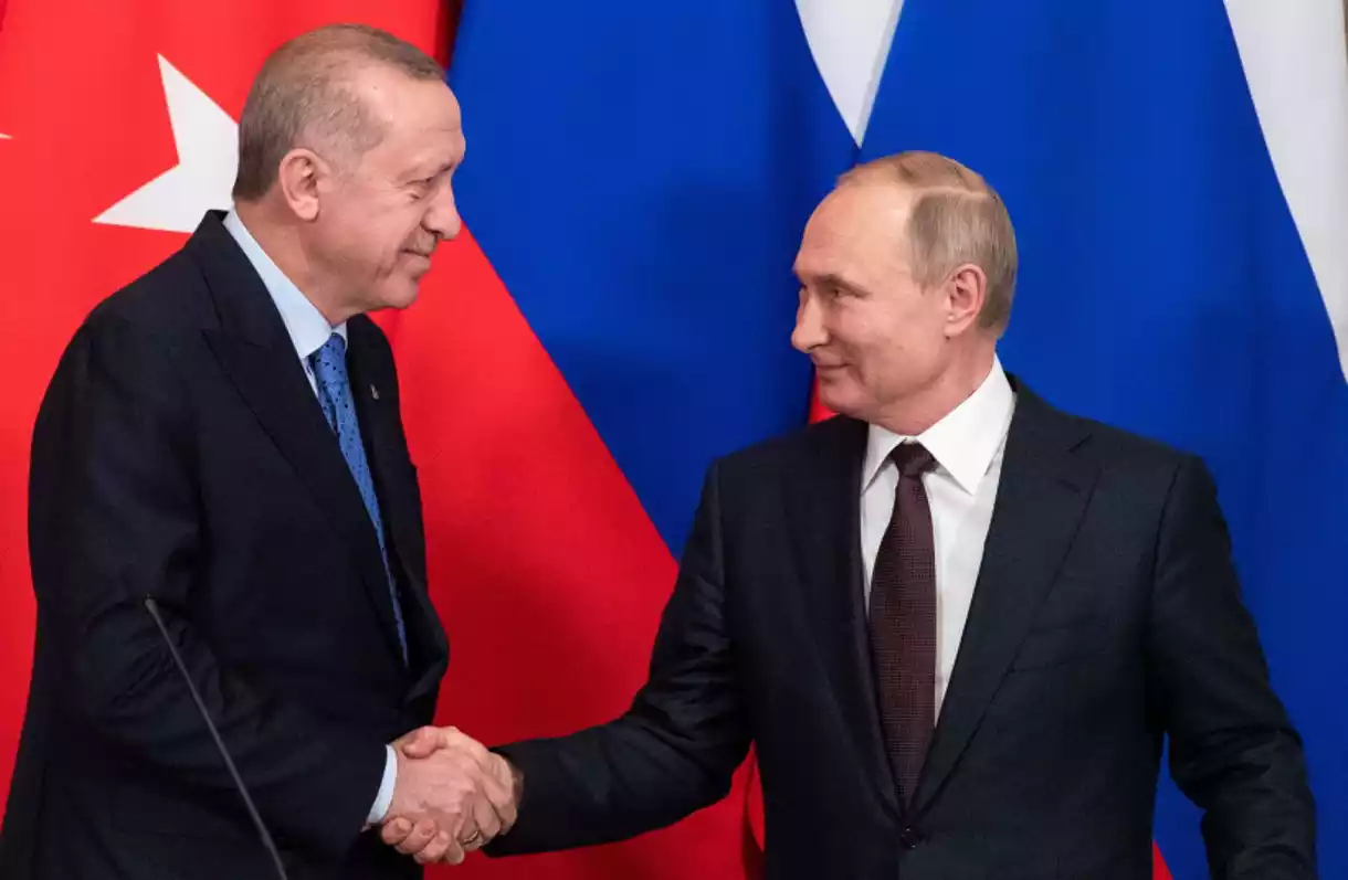 Putin corteja a Erdogan con un plan para bombear más gas ruso a través de Turquía