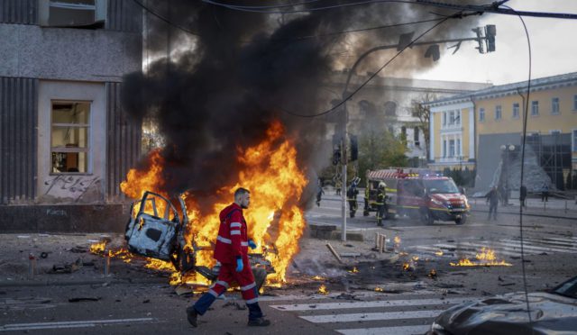 Rusia replica a Lapid: Israel guardó silencio ante el “terrorismo” de Kiev