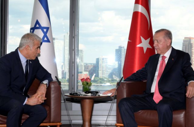 Del Líbano a Turquía: La política israelí en el Mediterráneo Oriental bajo análisis