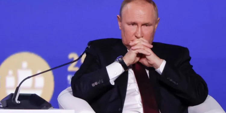 Rusia instaura la ley marcial en las regiones ocupadas de Ucrania